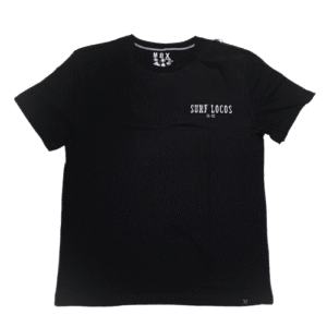 👕 Remera negra de corte estándar para hombre marca MBX. Pequeña estampa "SURF LOCOS" en el pecho y gran estampa de manos, Yin Yang y arcoíris con frase "THE ART OF DOING NOTHING" en la espalda.
