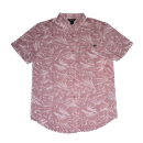 👕 Camisa de manga corta para hombre marca Billabong modelo Chase SS color rosado uva con estampado de hojas abstractas blancas. Cuello abotonado, cierre frontal con botones y bolsillo en el pecho con etiqueta del logo. Confeccionada en algodón